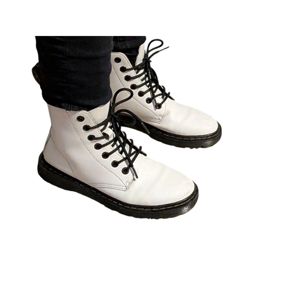 Dr Martens Luana White Combat Boots Air Wair Women's 8/9 1990s Y2K Leather Retro